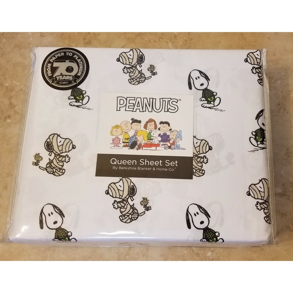 Peanuts Snoopy Berkshire QUEEN Sheet Set Mummy Skeleton Halloween Costume NEW